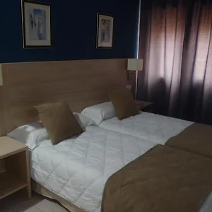  Hotel Catalan